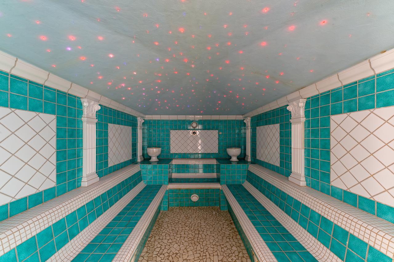 Hotel Hellweger Campo Tures Exterior foto